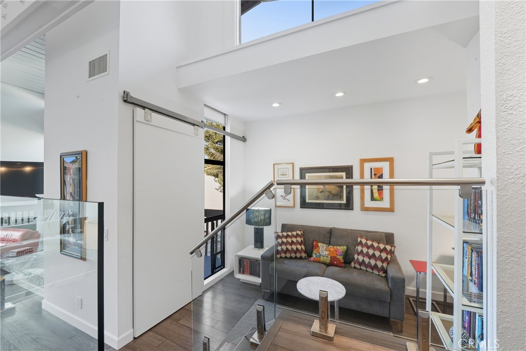 7327 Marina Pacifica S