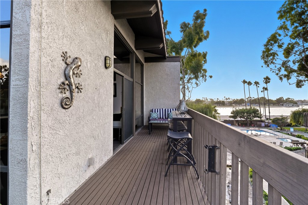 7327 Marina Pacifica S