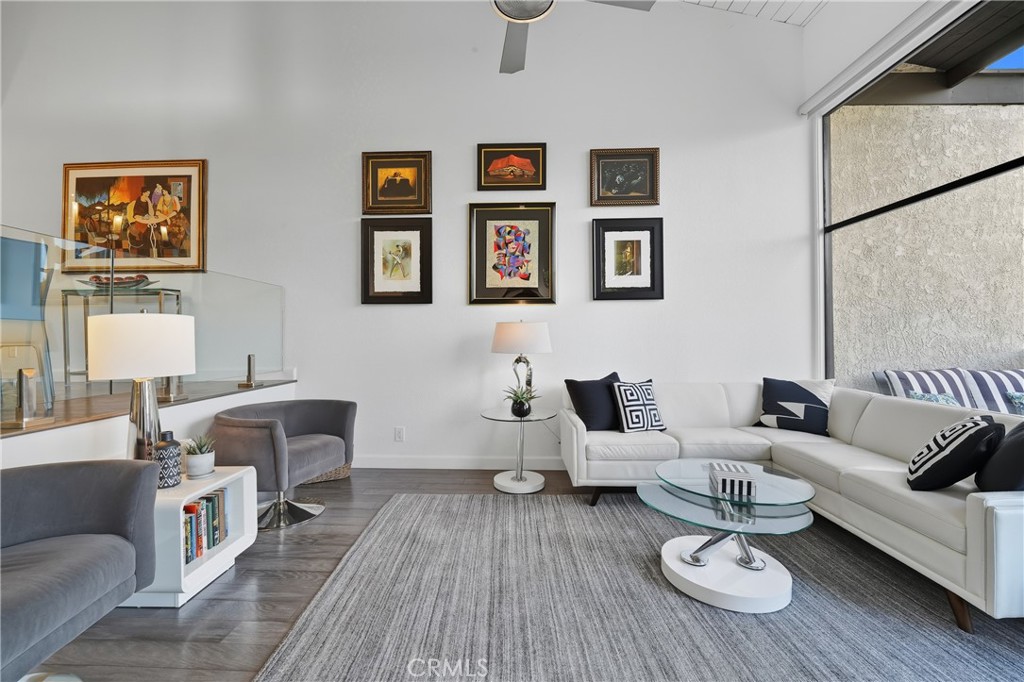 7327 Marina Pacifica S