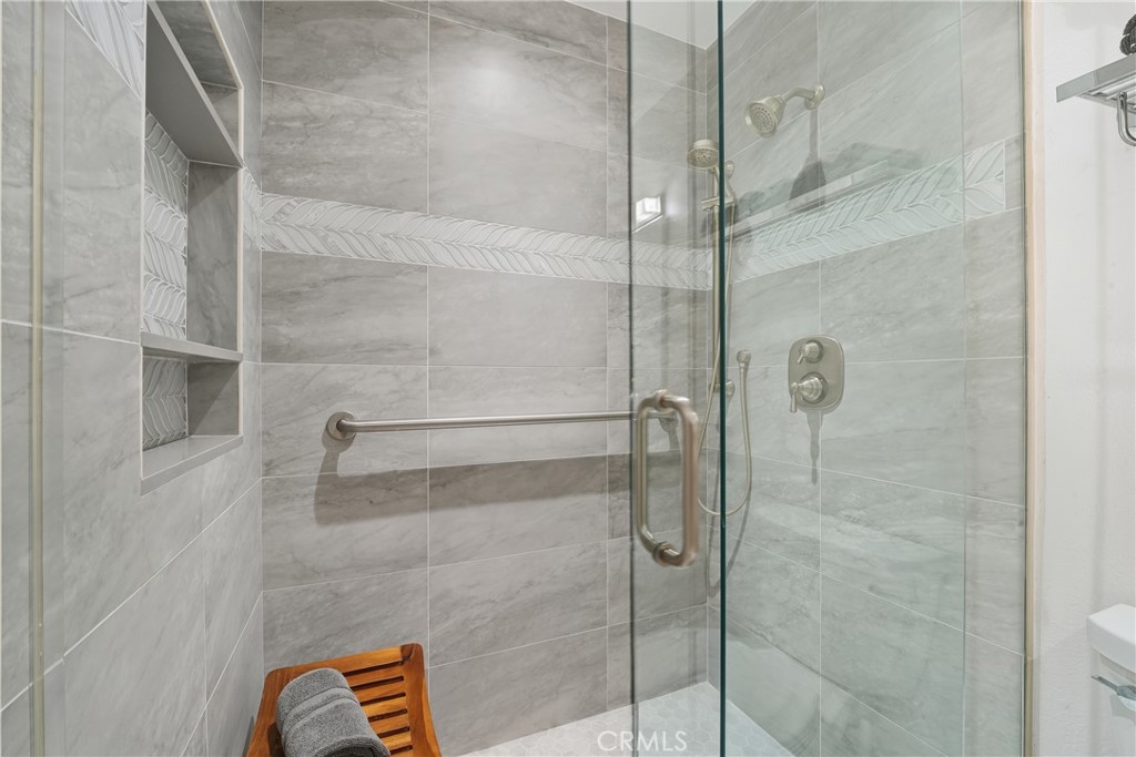 7327 Marina Pacifica S