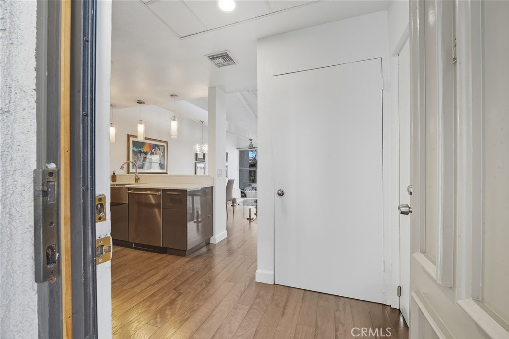 7327 Marina Pacifica S