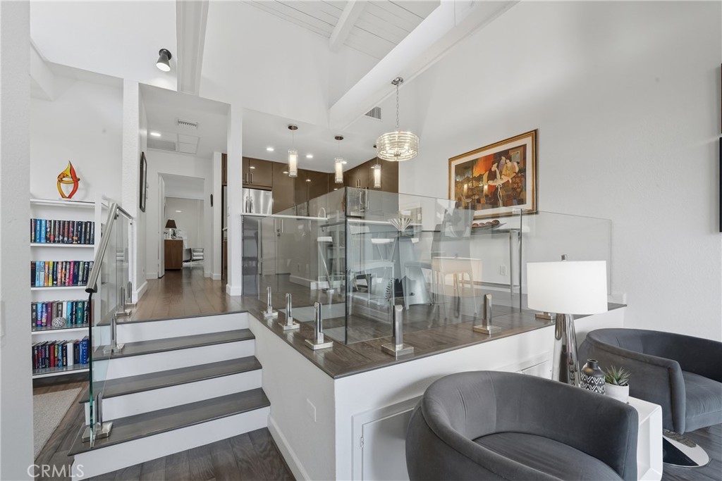 7327 Marina Pacifica S