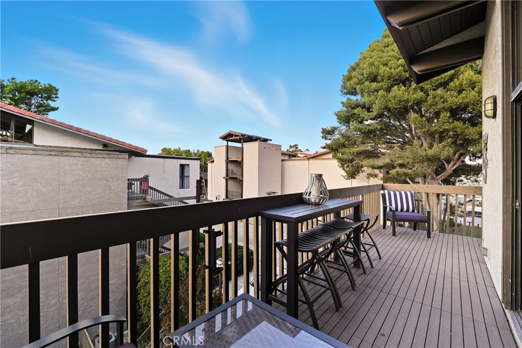 7327 Marina Pacifica S