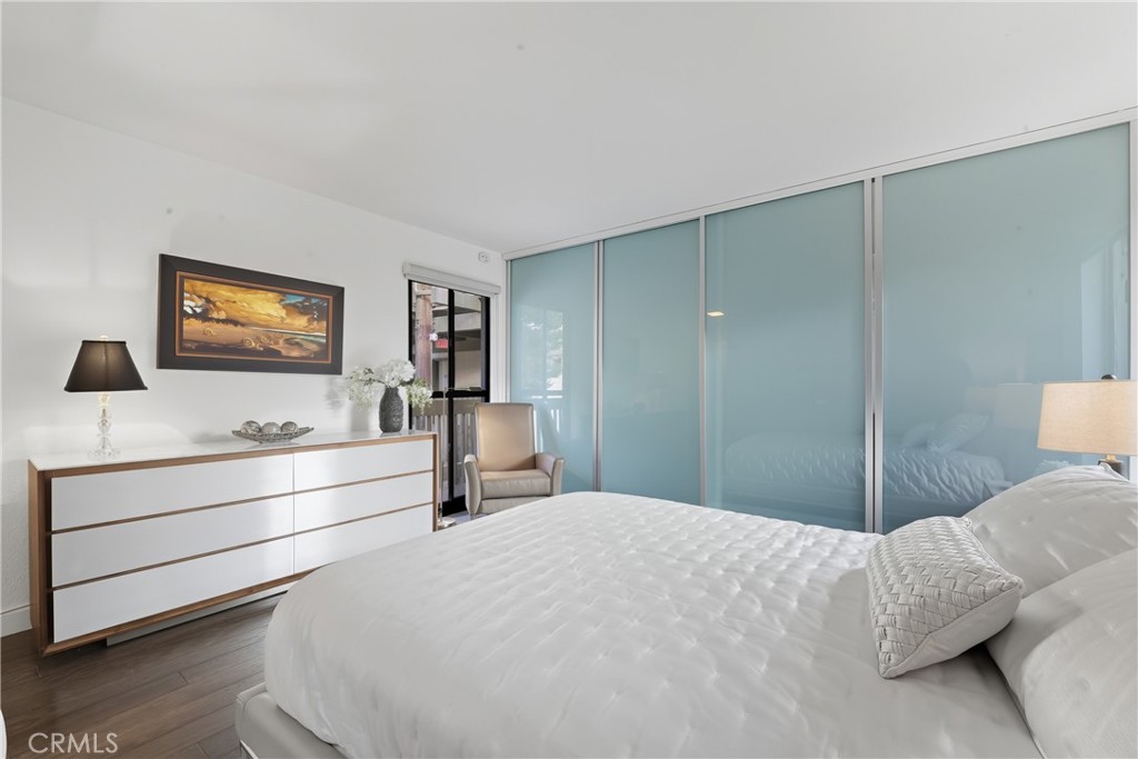 7327 Marina Pacifica S