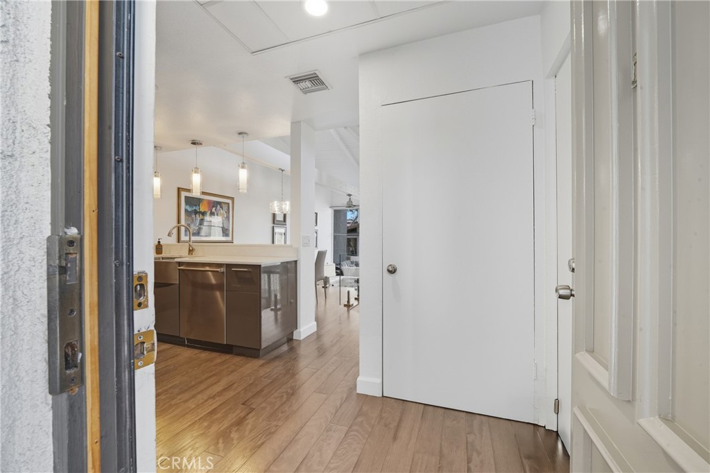 7327 Marina Pacifica S