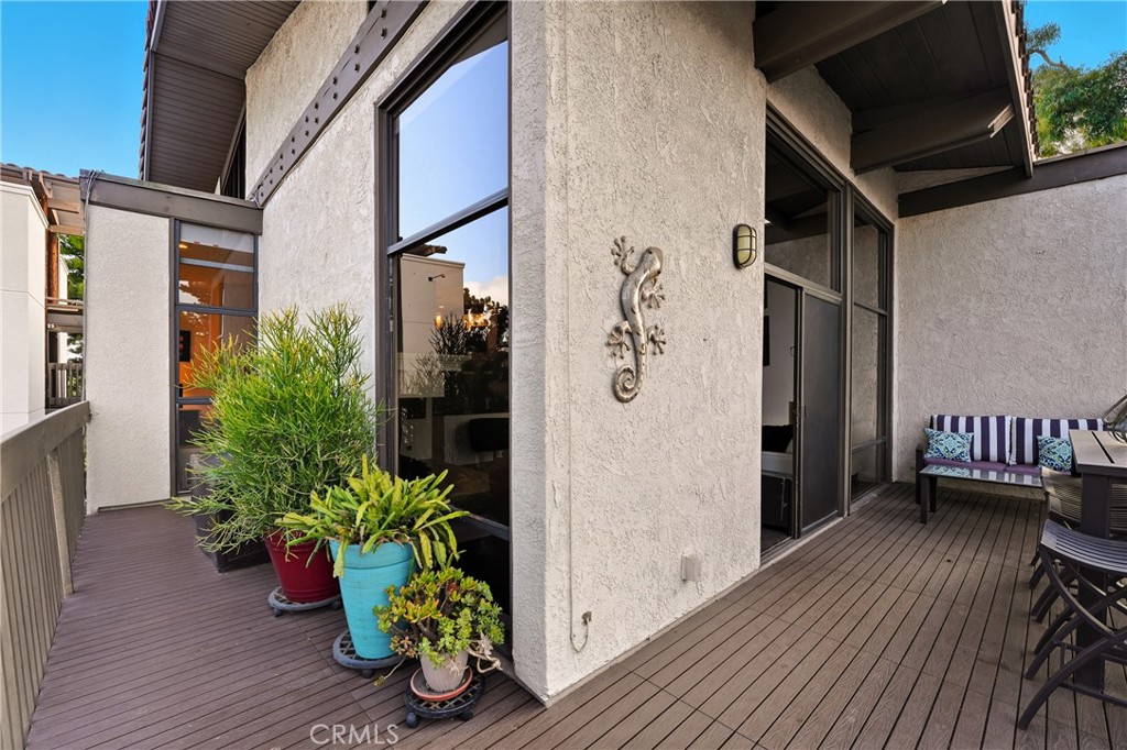 7327 Marina Pacifica S