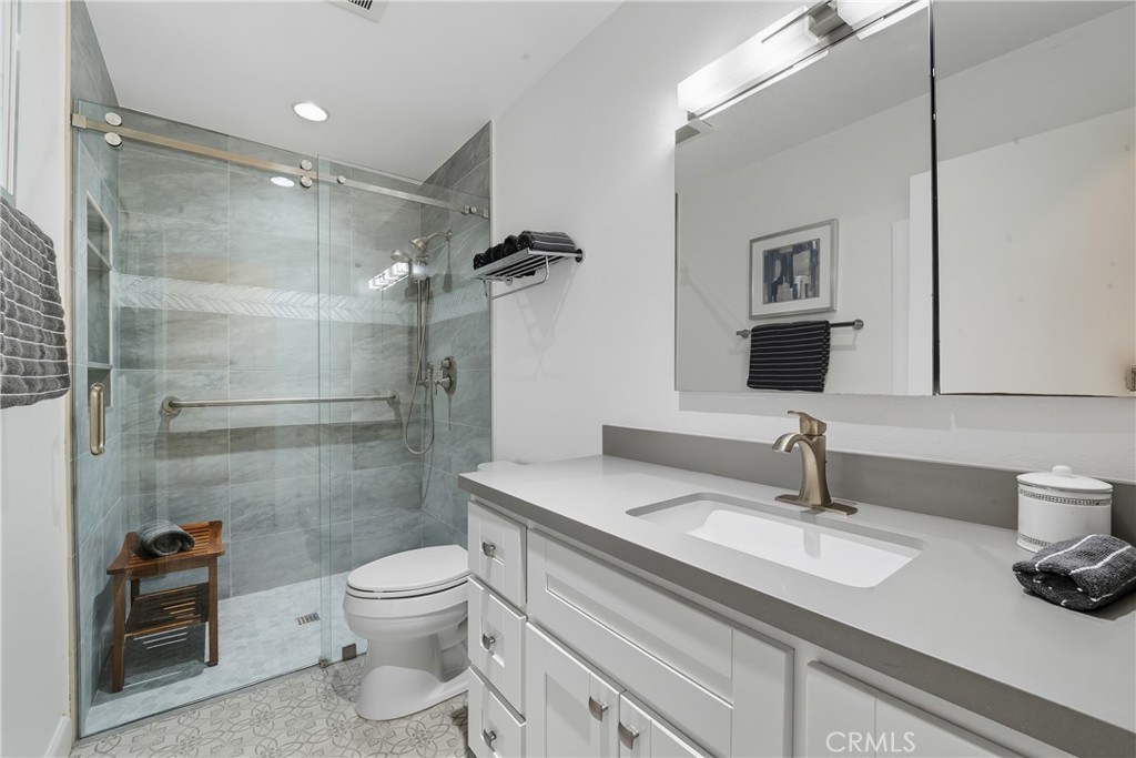 7327 Marina Pacifica S