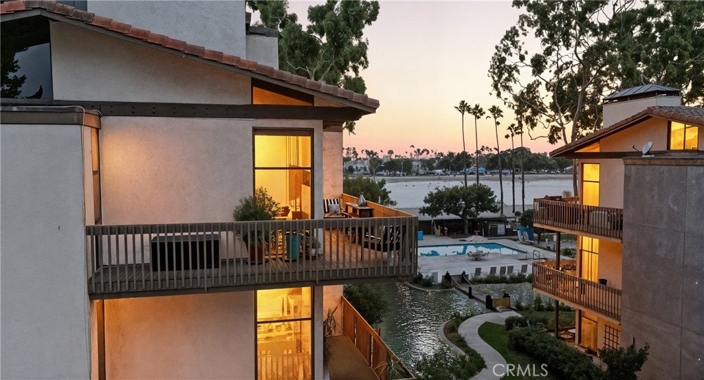 7327 Marina Pacifica S