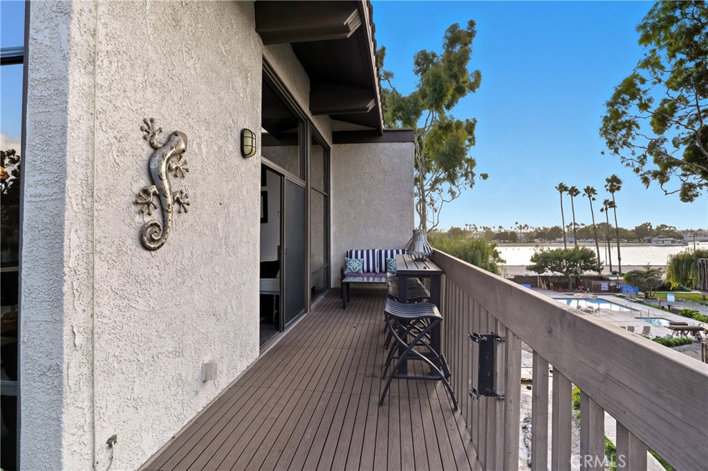 7327 Marina Pacifica S