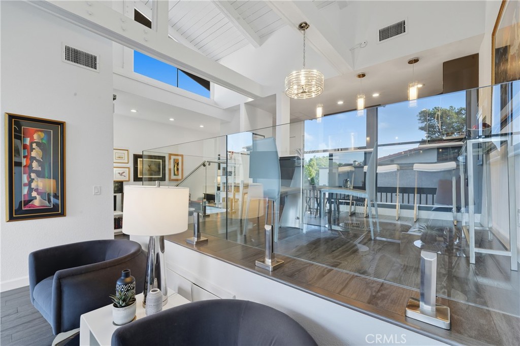 7327 Marina Pacifica S