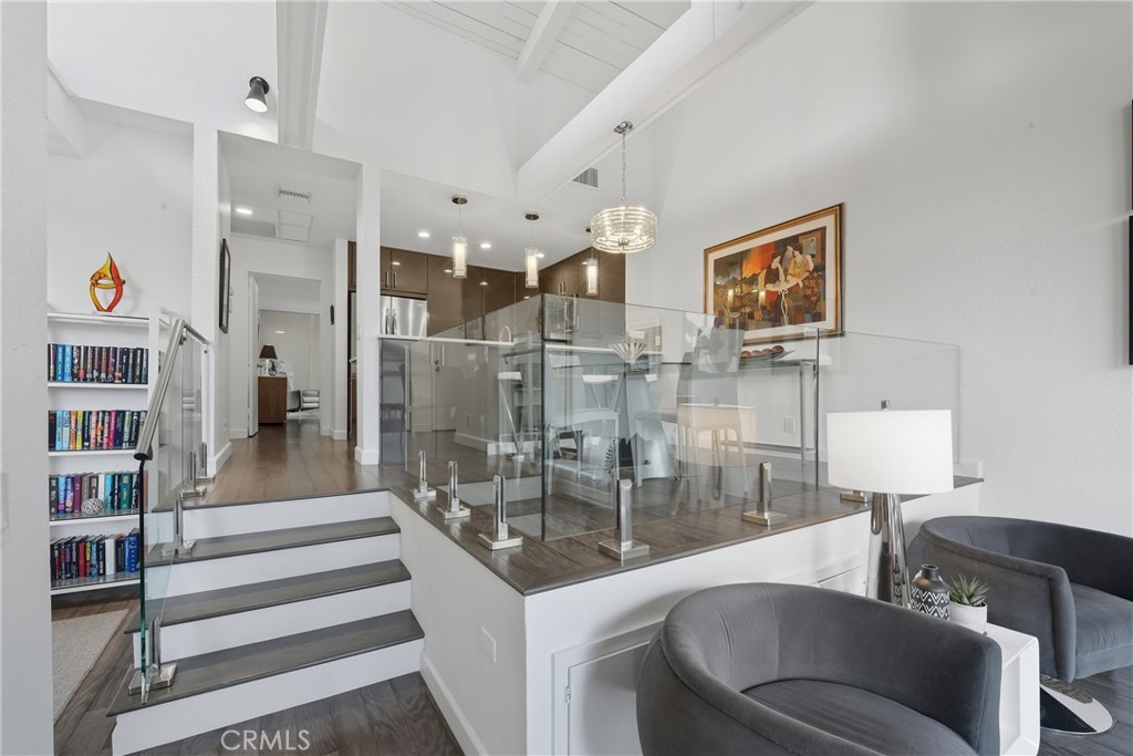 7327 Marina Pacifica S