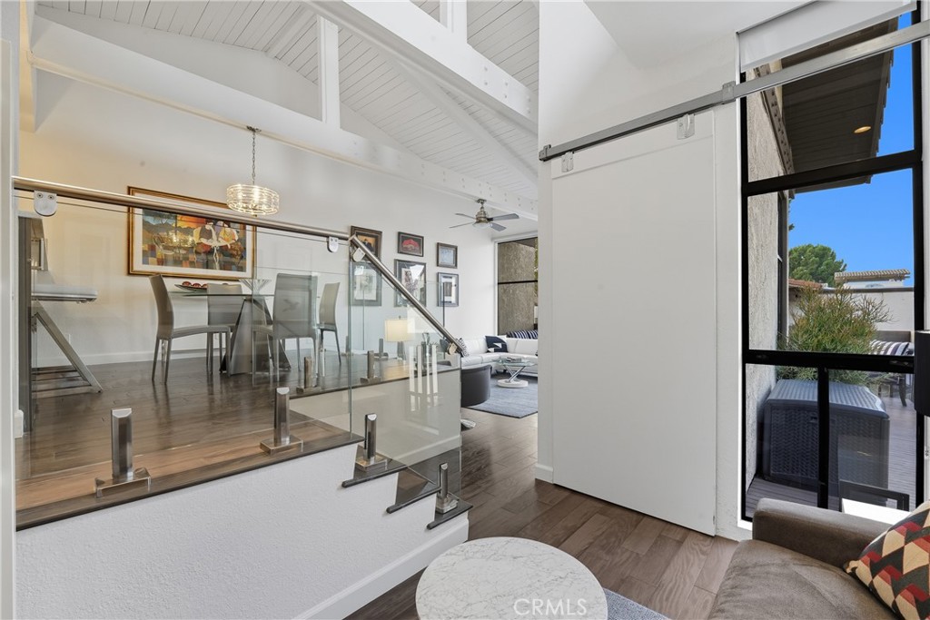 7327 Marina Pacifica S