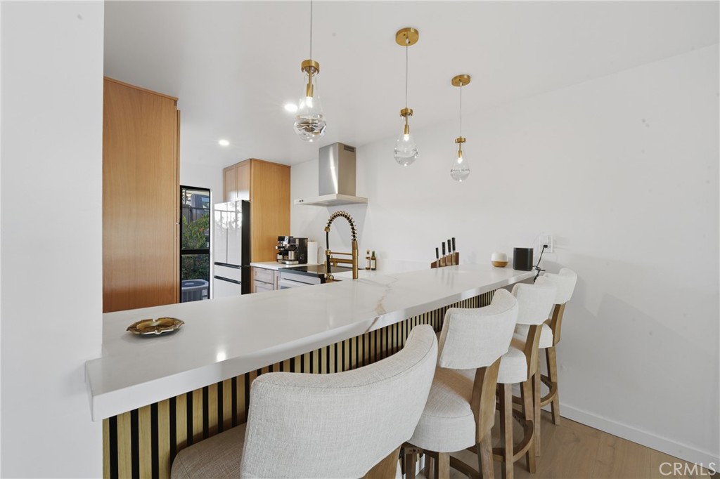 8103 Marina Pacifica N