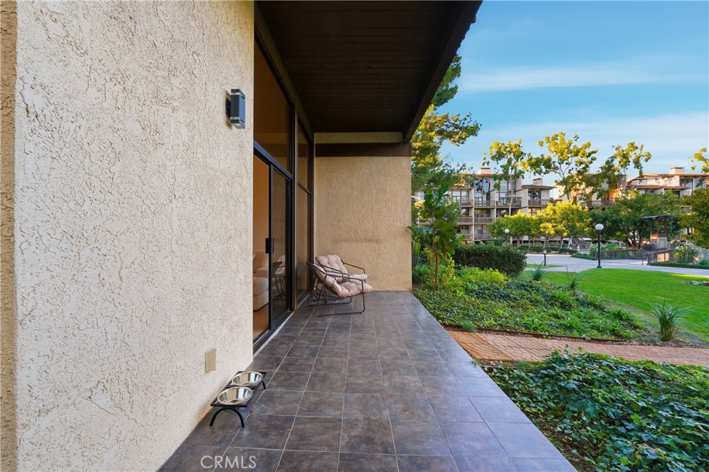 8103 Marina Pacifica N