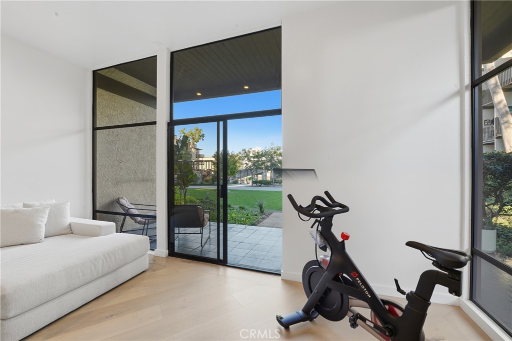 8103 Marina Pacifica N