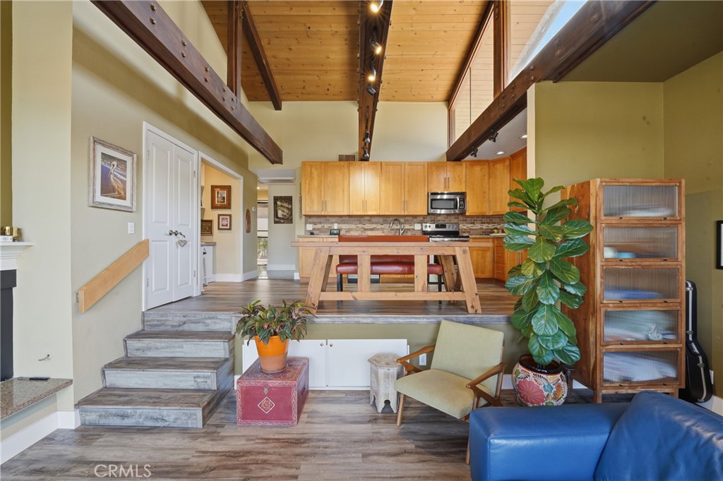 8321 Marina Pacifica N