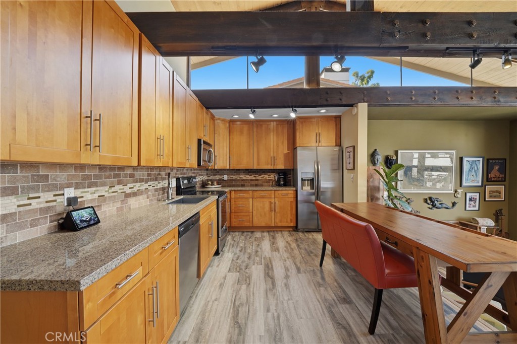 8321 Marina Pacifica N