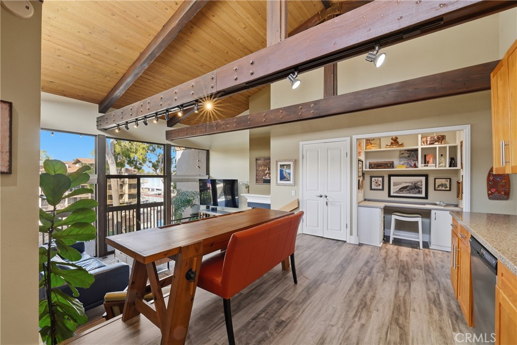 8321 Marina Pacifica N