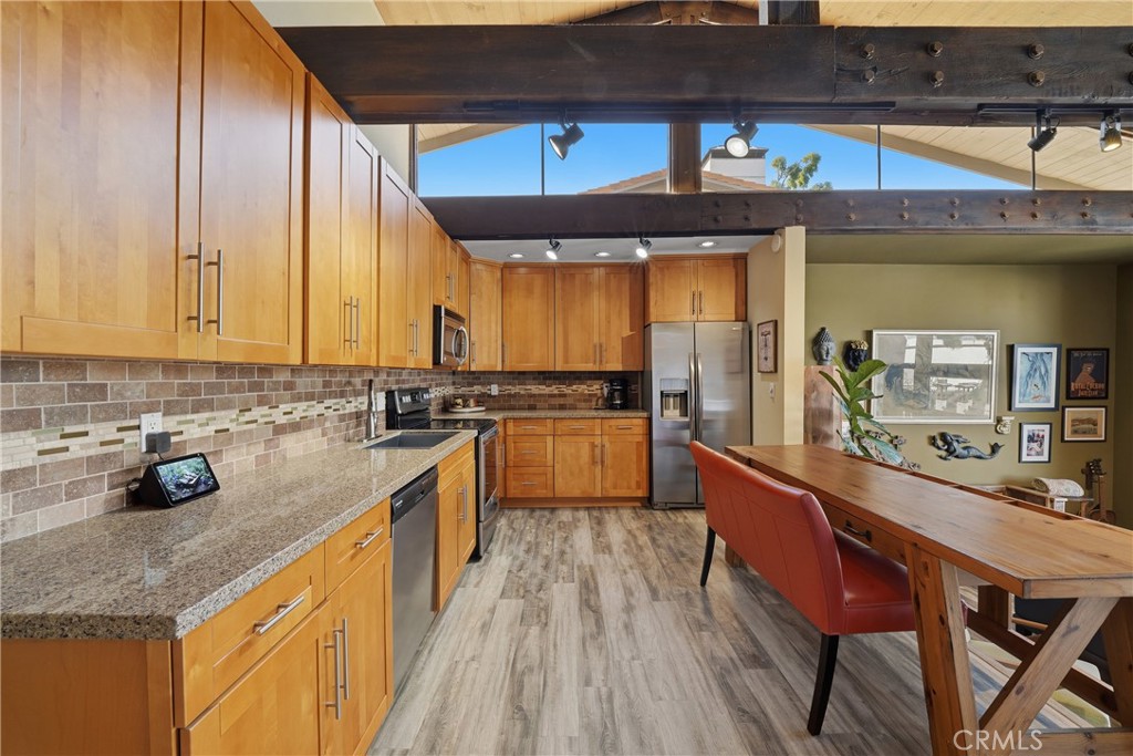 8321 Marina Pacifica N