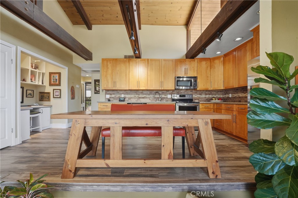 8321 Marina Pacifica N