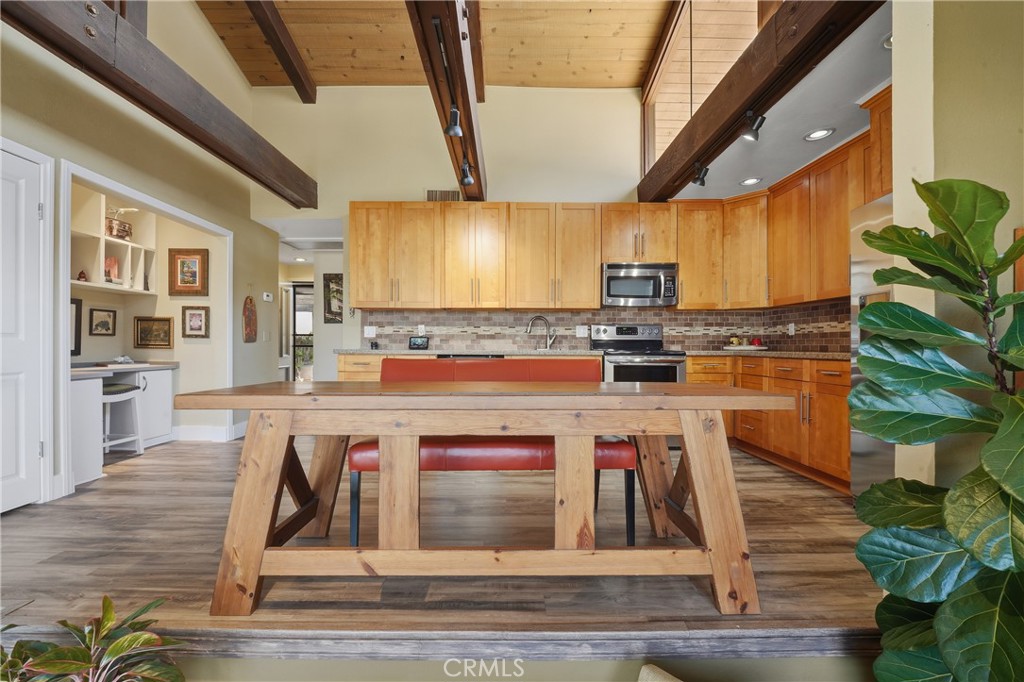 8321 Marina Pacifica N