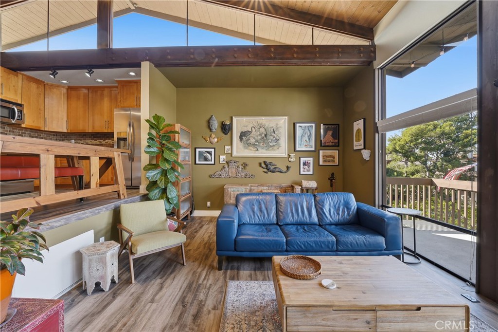 8321 Marina Pacifica N
