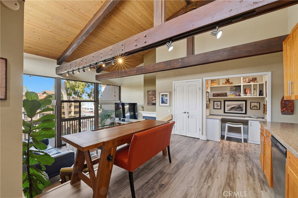 8321 Marina Pacifica N