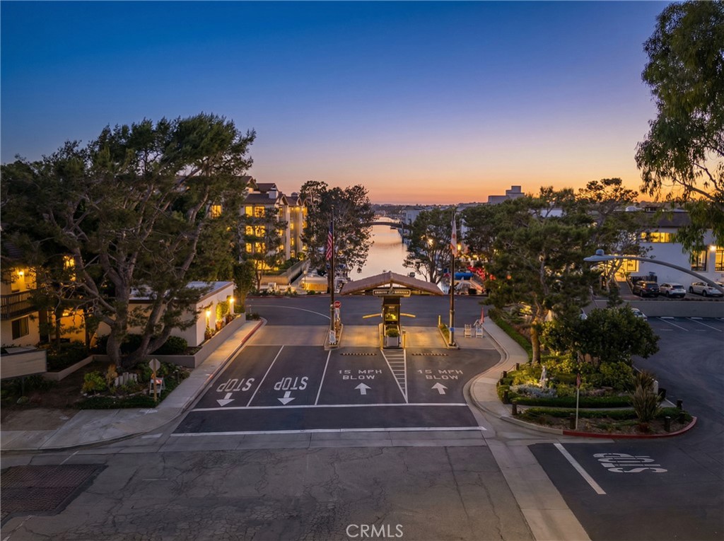 8321 Marina Pacifica N
