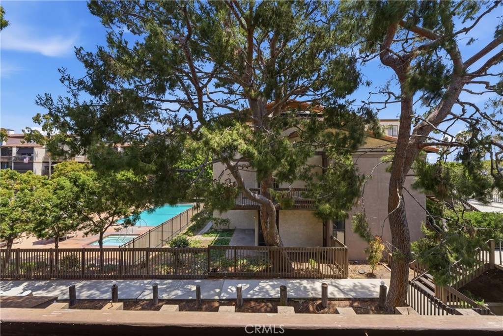 8208 Marina Pacifica N