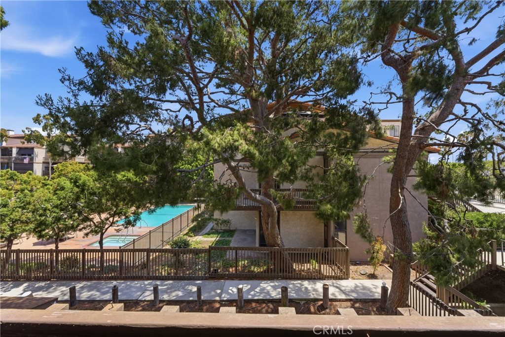 8208 Marina Pacifica N