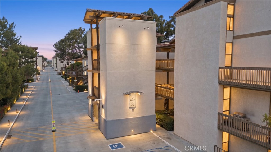 8208 Marina Pacifica N