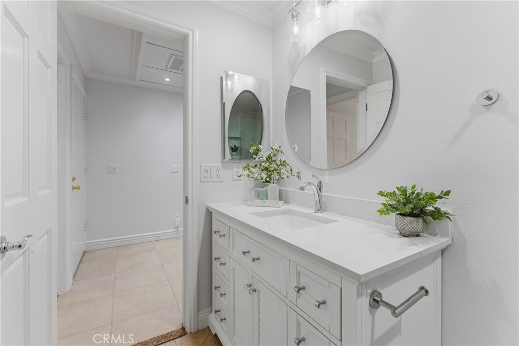 8208 Marina Pacifica N