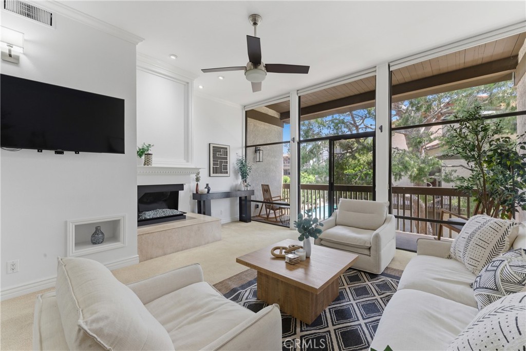 8208 Marina Pacifica N