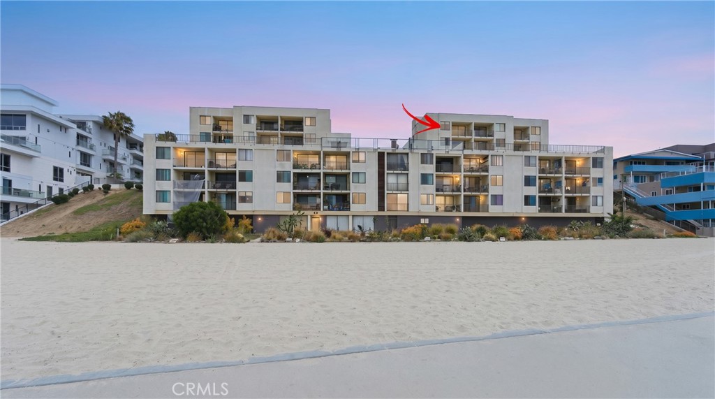 1140 E Ocean