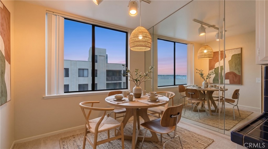 1140 E Ocean