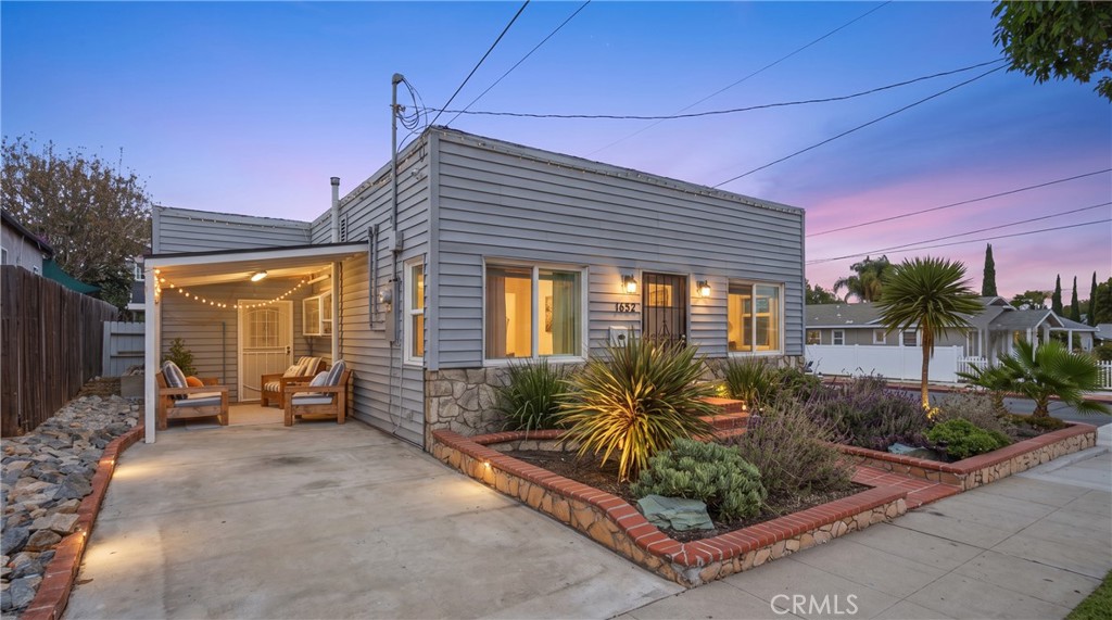 1652 Loma