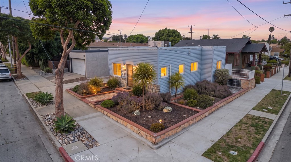 1652 Loma