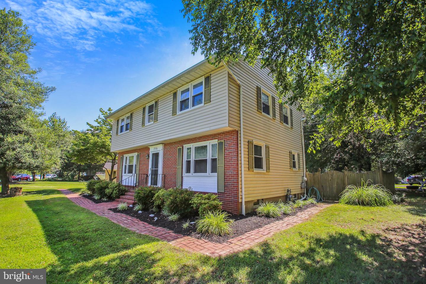 716 Dividing Rd