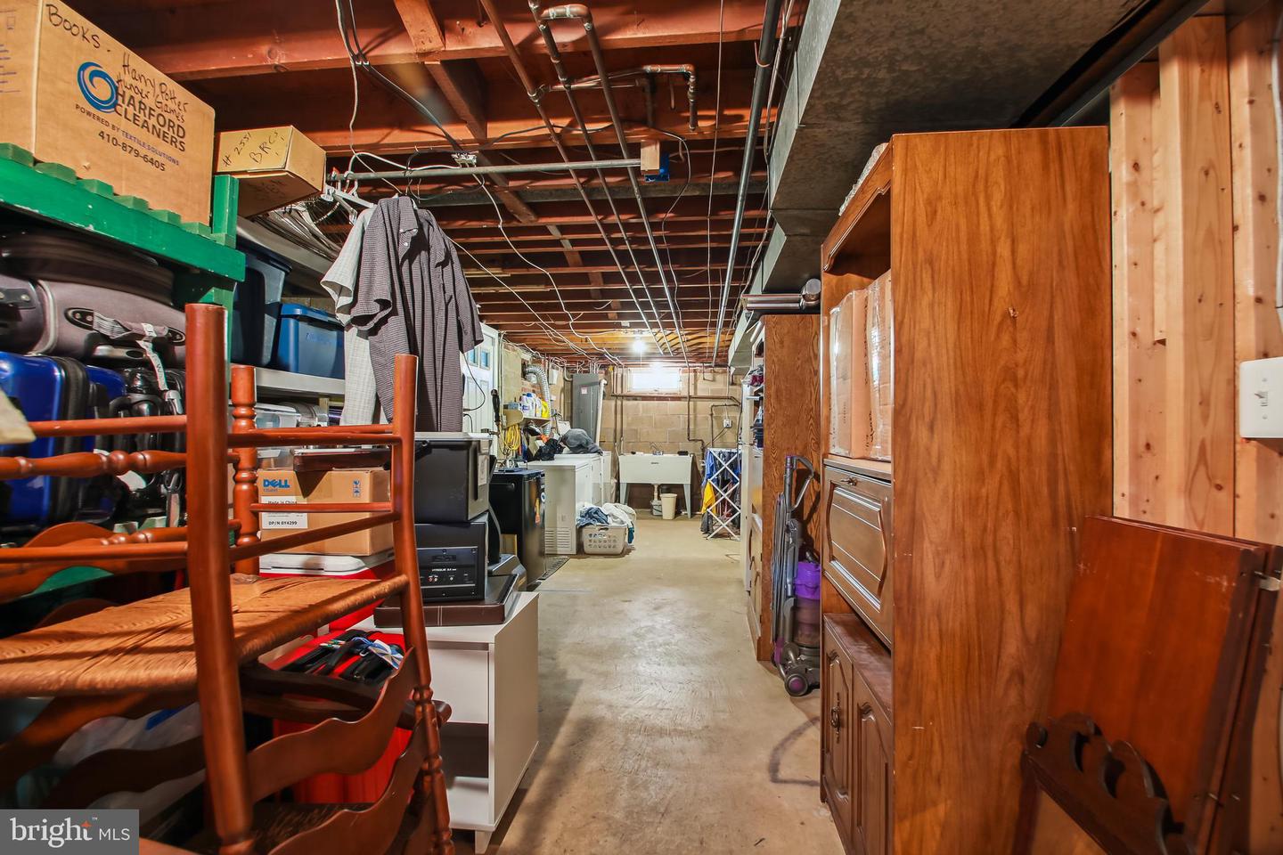 716 Dividing Rd