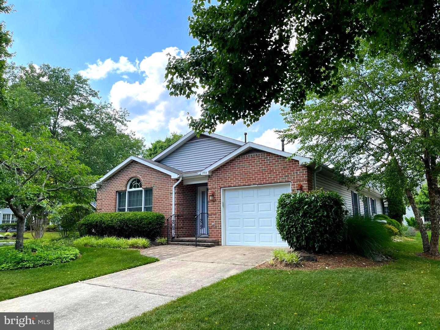 778 Eastern Point Rd