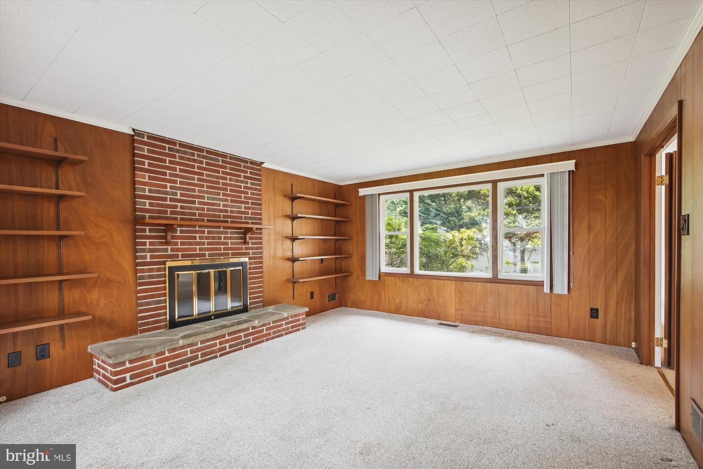 712 Cottonwood Dr