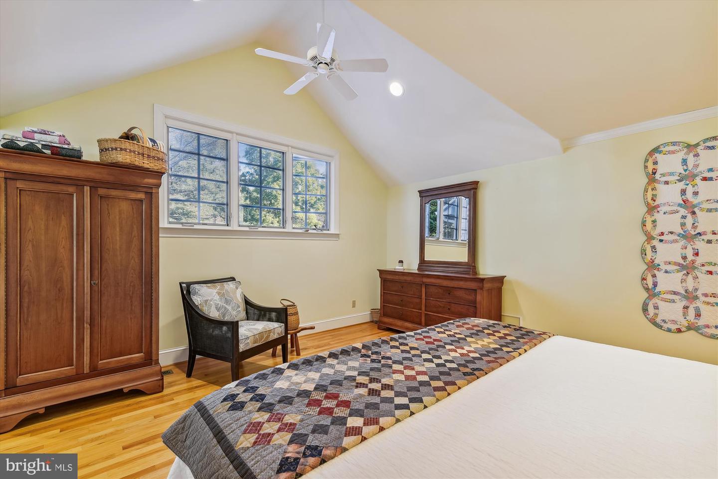 472 Cornwall Ct