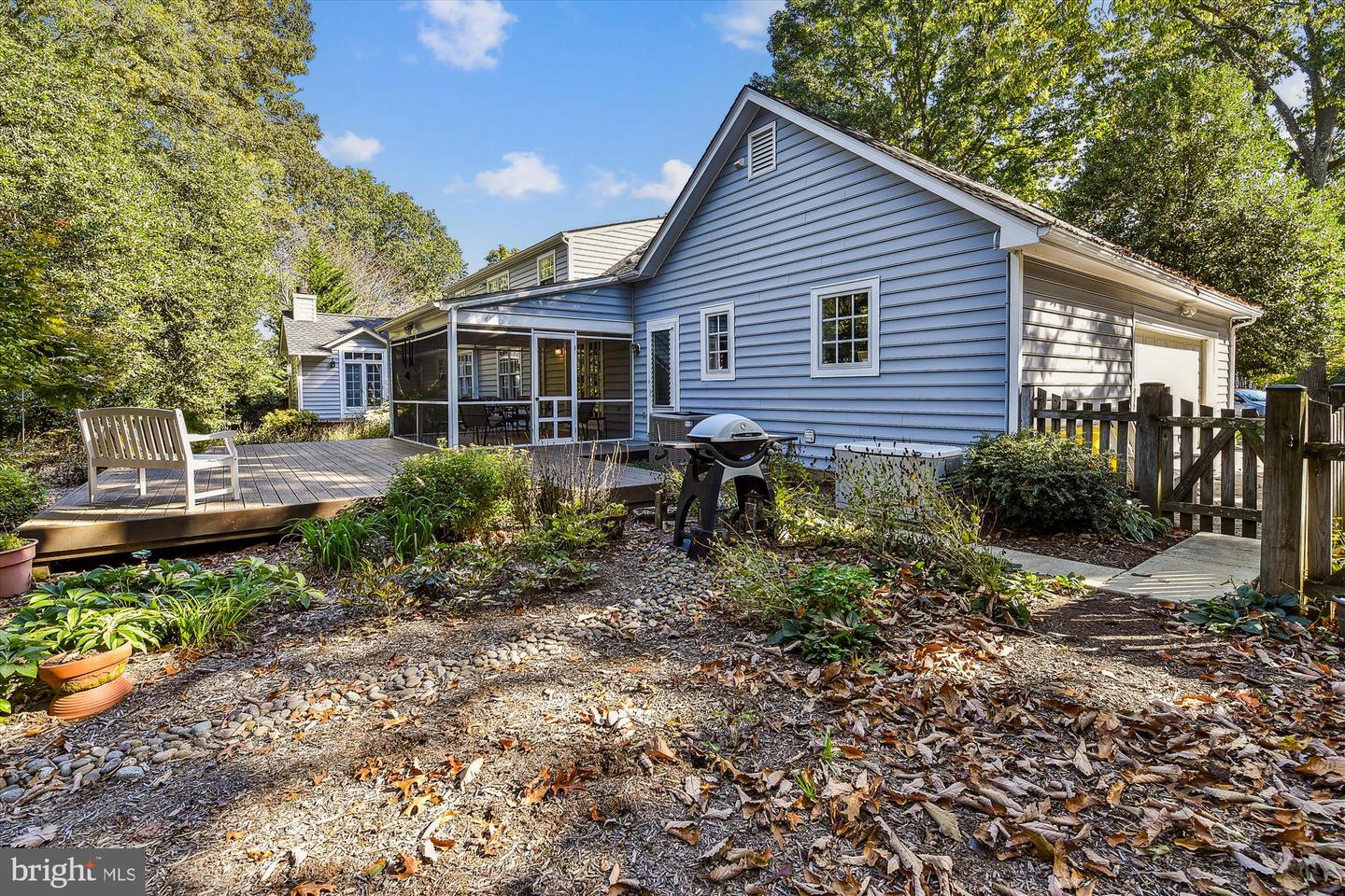 472 Cornwall Ct