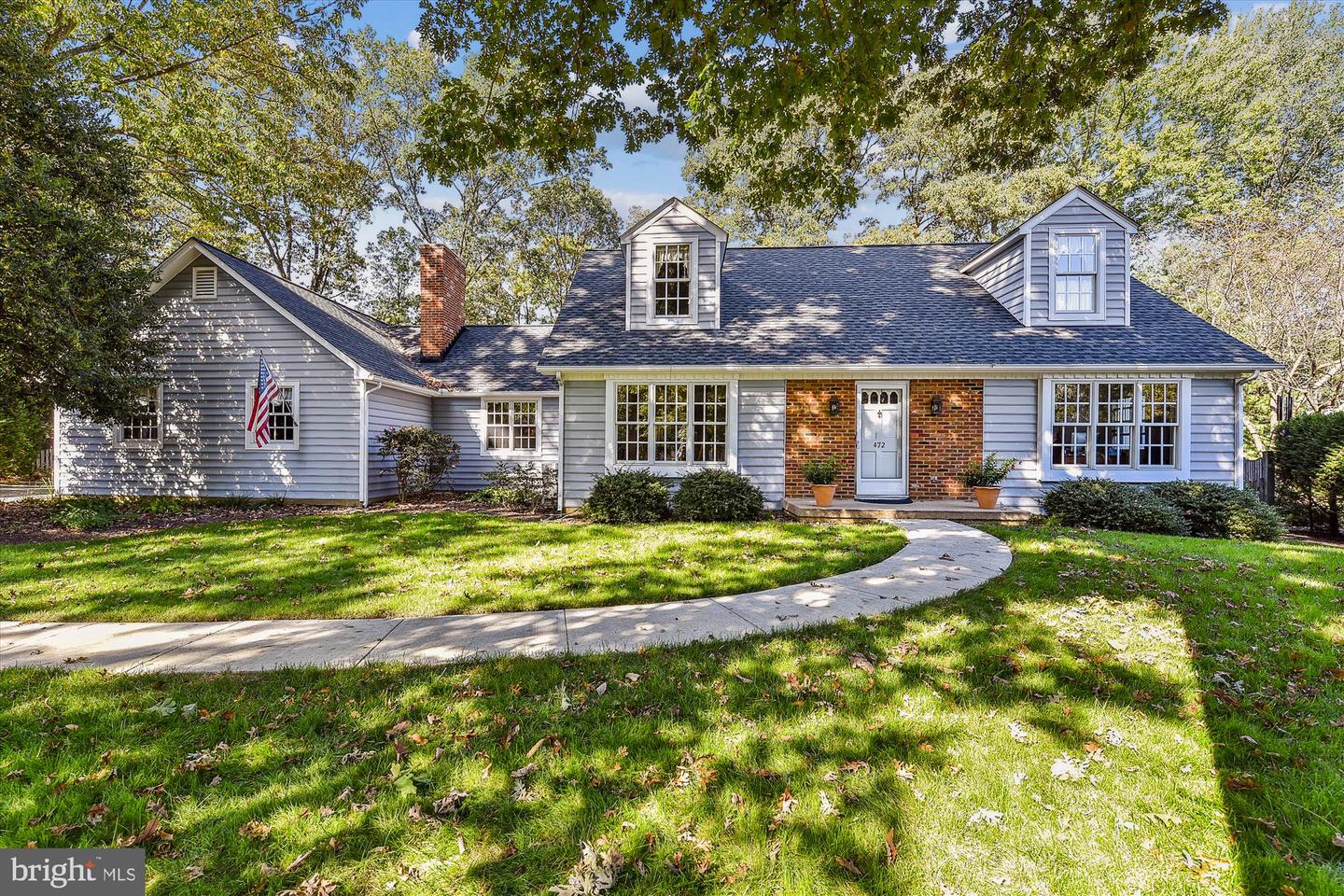 472 Cornwall Ct