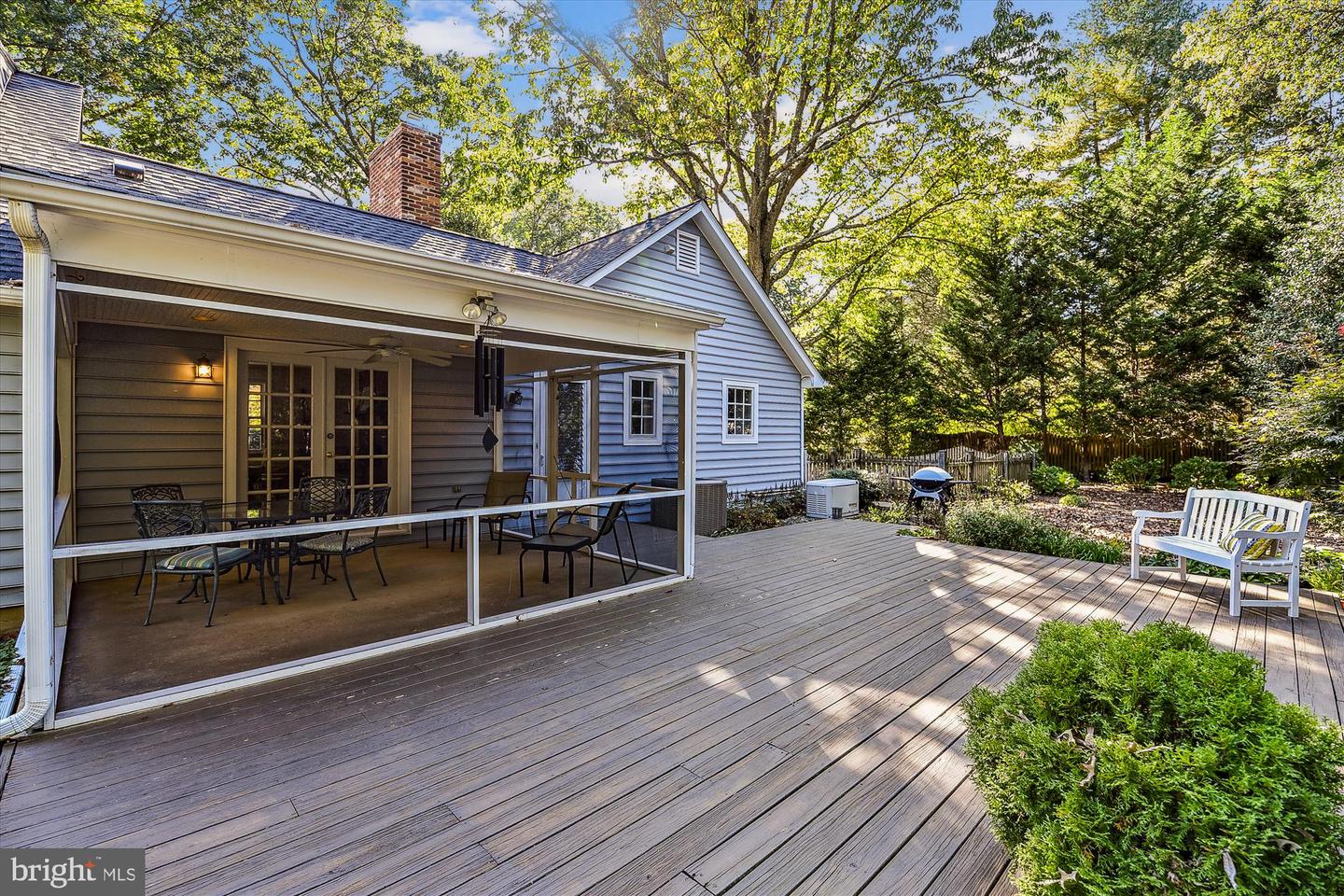 472 Cornwall Ct
