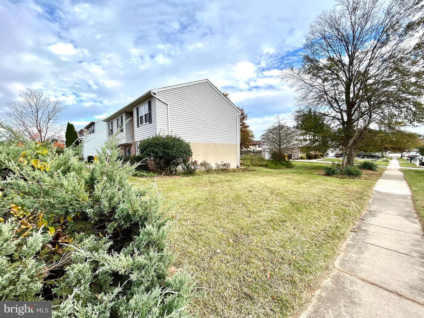 299 Roesler Ave