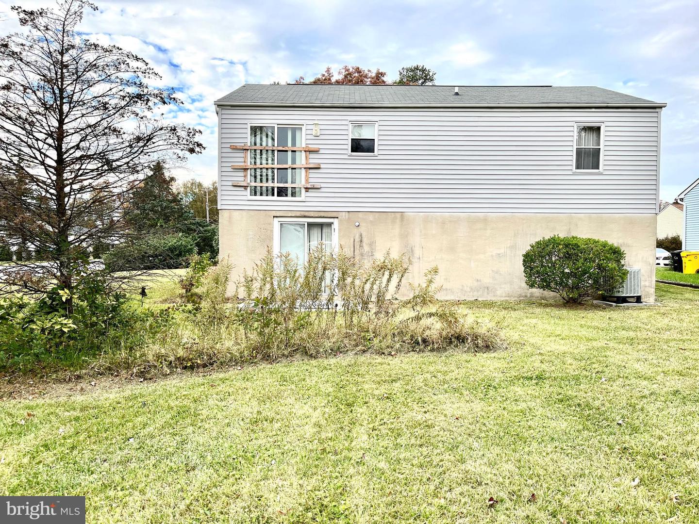 299 Roesler Ave