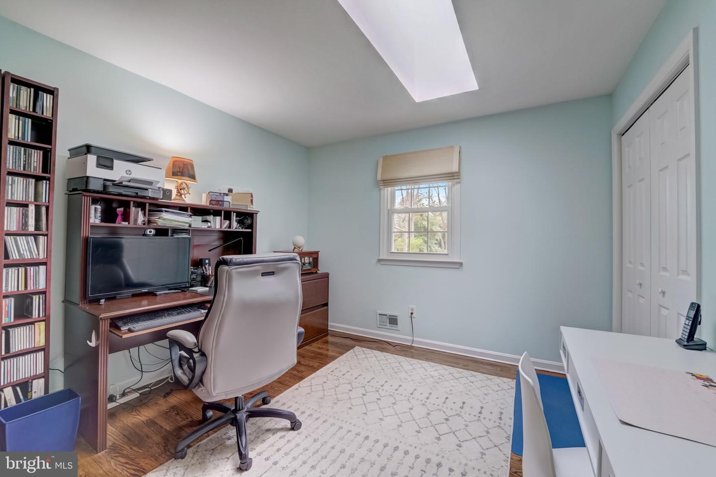 484 White Cedar Ln