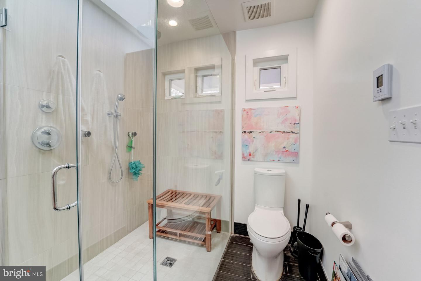 484 White Cedar Ln