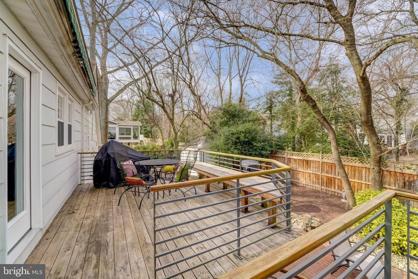 484 White Cedar Ln